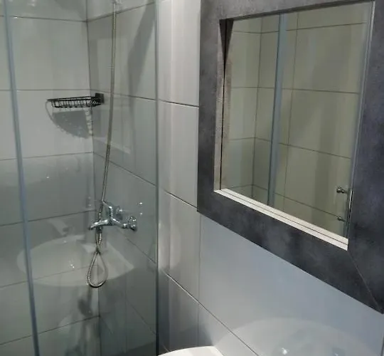 בית אירוח S&f Maniowy