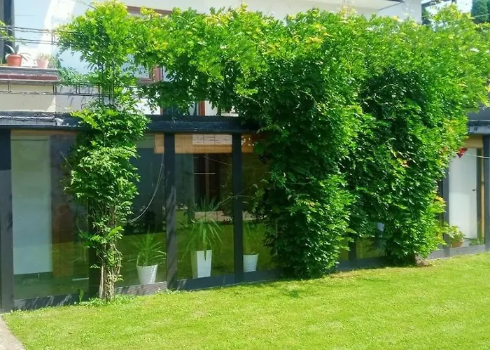 בית אירוח S&f Maniowy